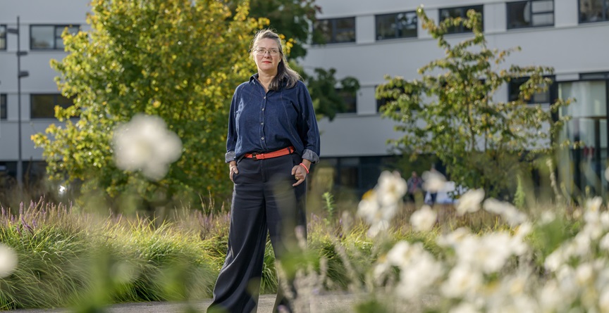 Uta Krause over het Stadhuisplein in Purmerend
