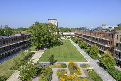 Het Boerhaaveproject: drie fasen, &eacute;&eacute;n uitstraling 