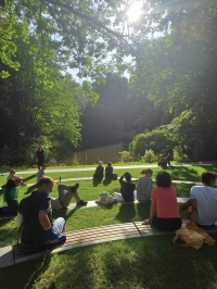Zitelementen in amfitheater stadspark Zitelementen in amfitheater stadspark